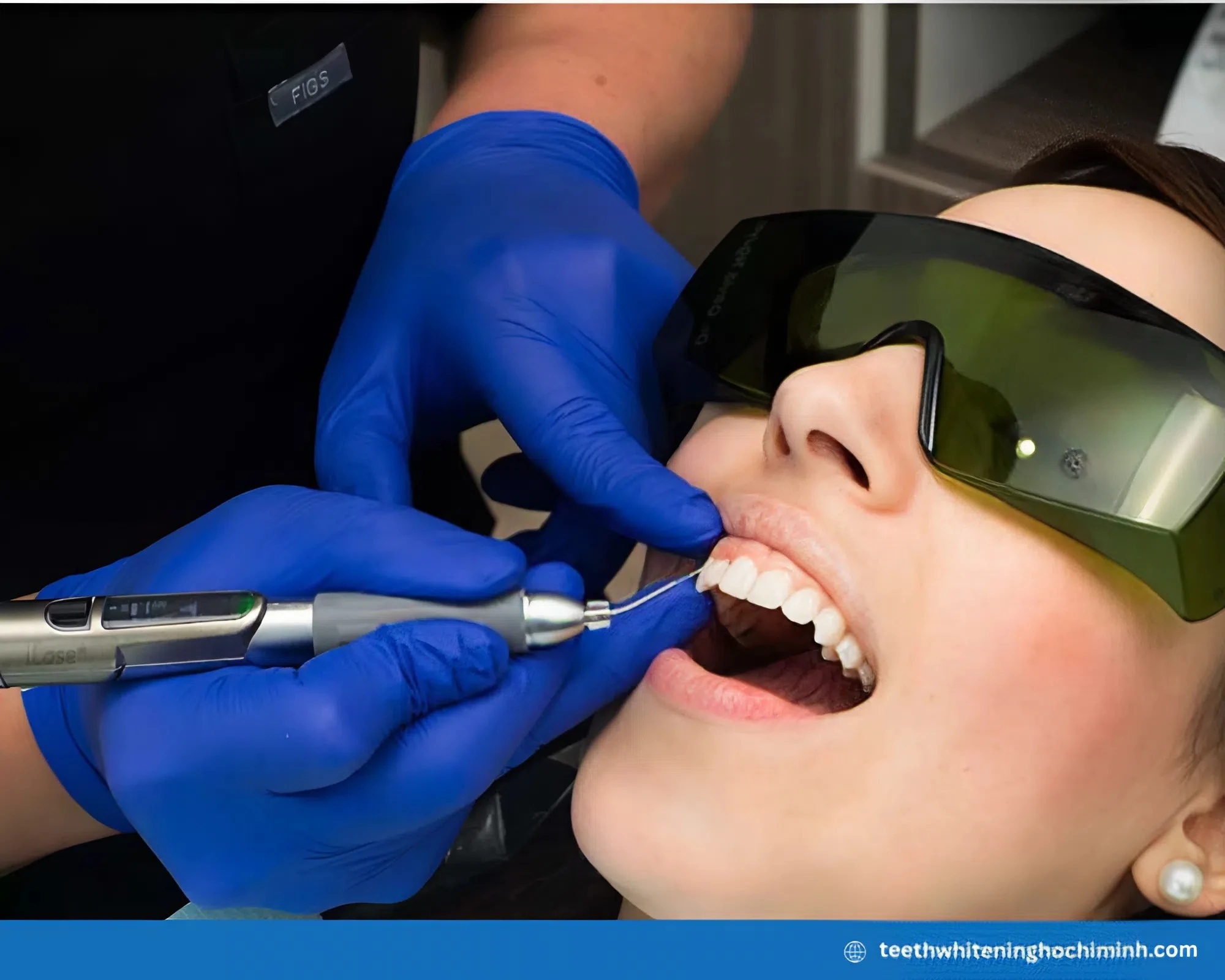 cosmetic teeth whitening