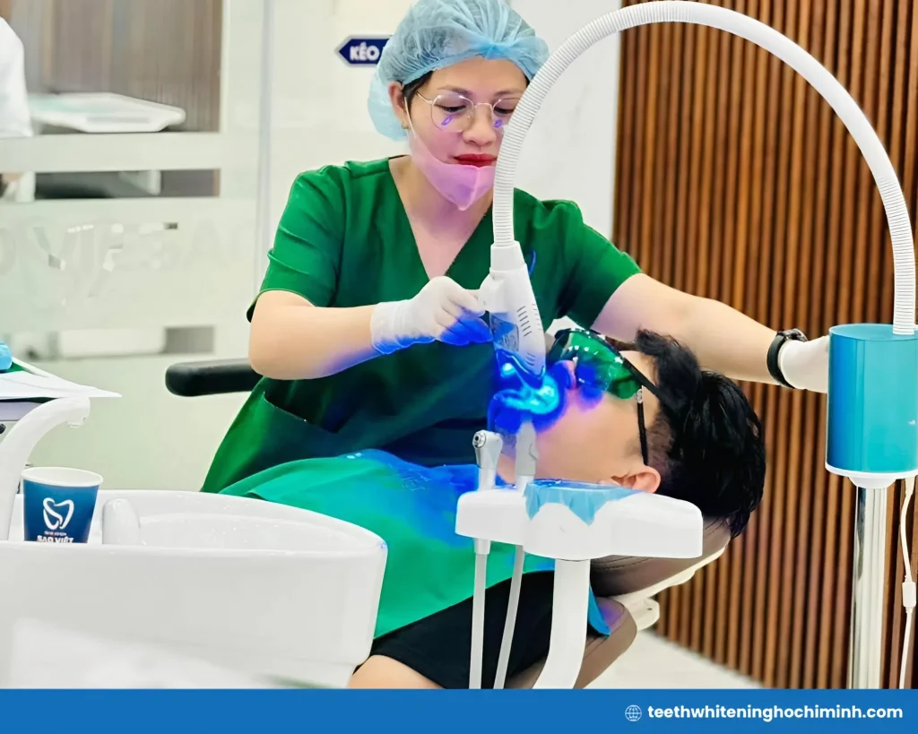 Sao Viet Dental teeth whitening